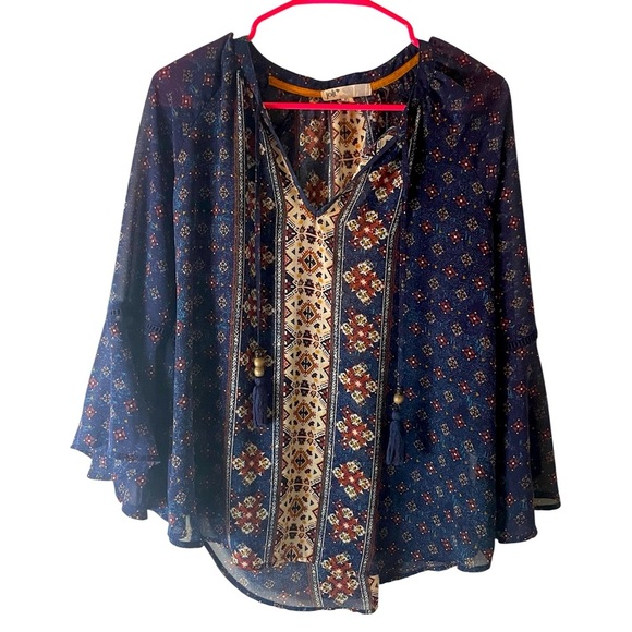Jolt Tops - Jolt blouse size XL